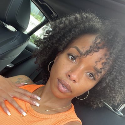 BSU 💛 Alumna 🐶 Educator 🍎 PrettyGirlCounty 👑 while you’re here get something for my classroom from my wishlist! ✌🏽👩🏽🏫