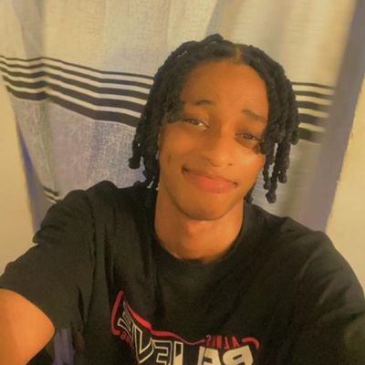 💙De-Blues
LONER🦅💚🤎I'm on Instagram as @ademola_of_lasu1. Install the app to follow my photos and videos. https://t.co/q0OLW8Hj1J