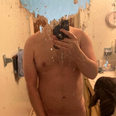 thomasstern20's profile picture. Try to live life on the edge