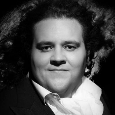Company Yorkshire Maids Cleaning Services. Mother, Have Two Sons.Did Modeling for Seven Years,  Follow Jonathan Antoine The Best Tenor In The World.