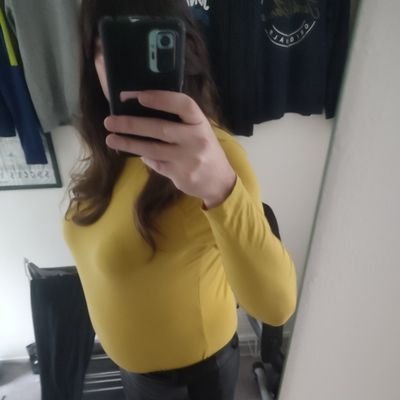 Hi Im Jennifer , 46 crossdresser , love wearing ladies clothes , panty's , stockings , fake breast enz enz