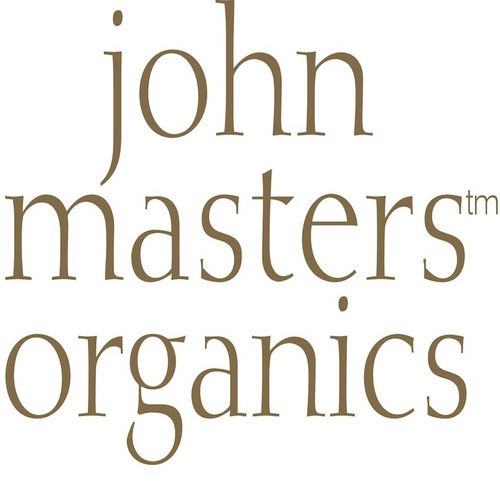John Masters Organics forsøger aldrig at spare på omkostningerne ved at erstatte de økologiske planter med ringere ingredienser.