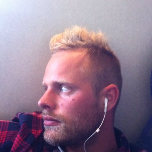 82dose's profile picture. 