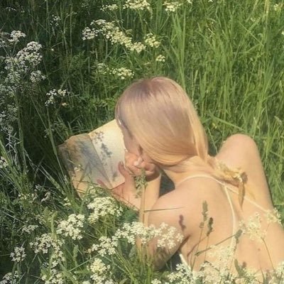 #fitwrzesien -5 kg / -20kg; study, gym, kpop, dance, witchcraft, skincare and plants 🌱