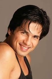 i am veri handsome. my age is 18yrs