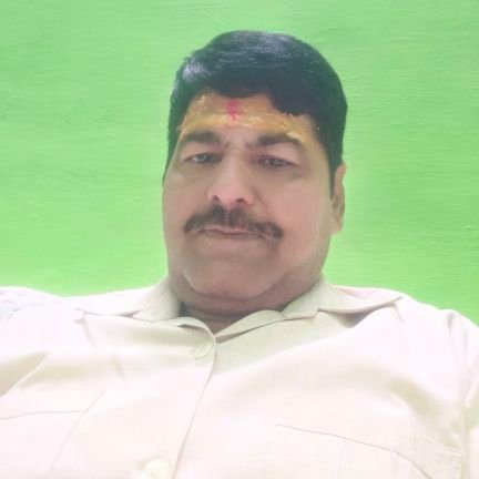 सनातनी ,कवि , लेखक,विचारक, समाज सेवी,
हमारा ध्येय सत्य होना चाहिए, न कि सुख !!