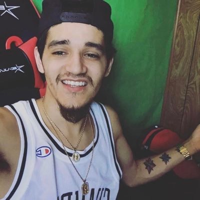 YouTube Streamer #SneakyGang https://t.co/uFOzTvvIHK