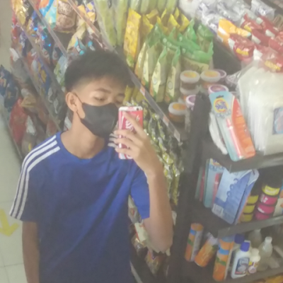 AmberJ4212's profile picture. 