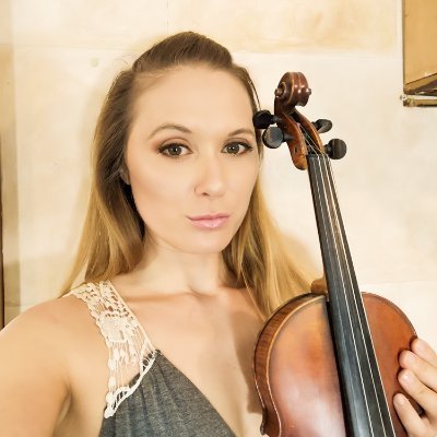 Official Hannah Woolmer 🧘‍♀️. Violinist & film composer🎻.  Plantagenet by birth.  I reserve the right to block accounts that do not align with my values