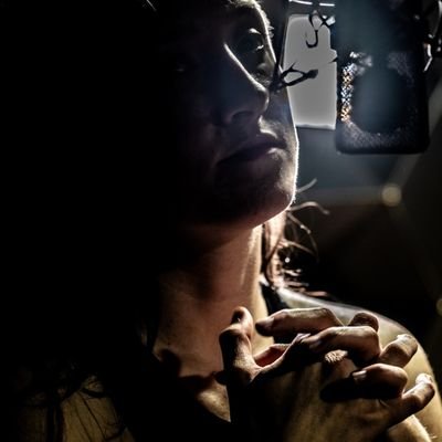 Chief Dramaturg for digital content @CRozhlas, writing, video games, sound design, bad movies, good movies, robots, slow radio. My tweets are mine. She/her.