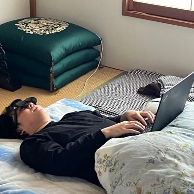 Hnrzk's profile picture. LLM engineer