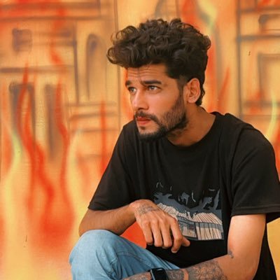 Avigyat235285's profile picture. 