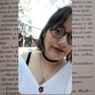 alma gatuna. puntoycomista. me gusta la animación. fan de la LIJ. polakeña. escribo y ya. mex, 22. 🍮