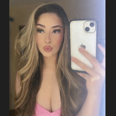 ftwgabrielle's profile picture. 😛