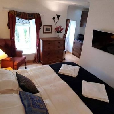 Airbnb studio Dumfries and Galloway. Forests, beaches, great countryside. Pet friendly accommodation...
Short Term Lets Licence Number DG00965F