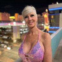 FoXXXy Darlin 🦊 💋💋 (@foxxxydarlin) 's Twitter Profile