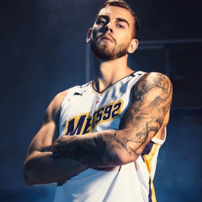 6'8 Basketball player from Kaunas, Lithuania. Official instagram - @sorokas9