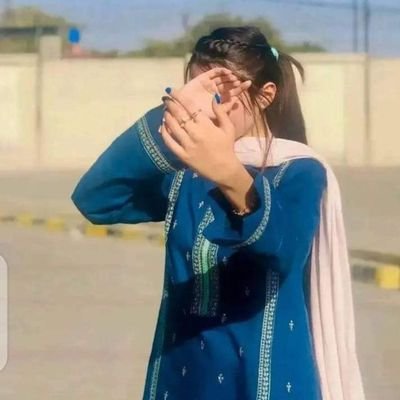 Mehwish_322's profile picture. In a world full of trends, I'm a classic 💫
