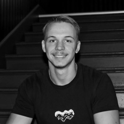 OfficialBenceX's profile picture. 