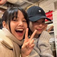 cy (@liniwrites) 's Twitter Profile