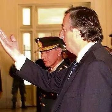Cristina: orgullo nacional. Me dan asco los argentinos que usan ropa con bandera inglesa o de eeuu y los traidores. Nostálgico! AMO ARGENTINA