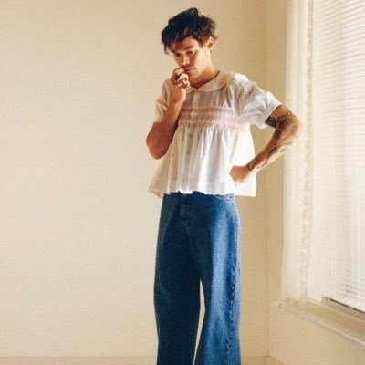 greedymcrae's profile picture. you can let it go 🤍