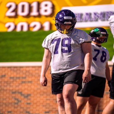 6’5 290| @crufootball OL| 2022 ASC Champion 💍