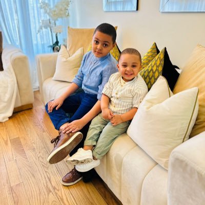 JJSanchez0907's profile picture. Ten claro que a la cima no llegarás superando a los demás, si no superándote a ti mismo.