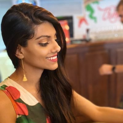 saba____a's profile picture. i host dinner parties & make moon seeds ✨ prev theSkimm