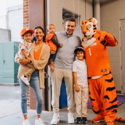 reginarennea's profile picture. "Do nothing from selfishness or empty conceit, but with humility of mind regard one another as more important than yourselves." -Phillipians 2:3-