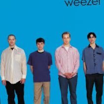 I love Weezer and anything weezer related 😃😁