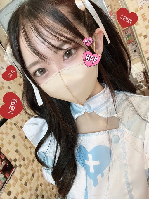 SharonRich22811's profile picture. 