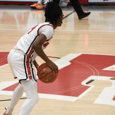 West Allegheny high school basketball🏀 / 26’/ 5’10 Point guard / 3.4 GPA /