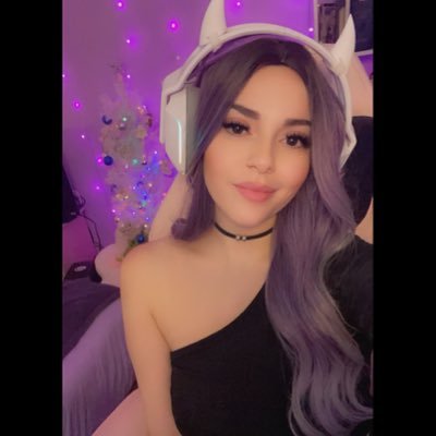 Canadian Twitch variety streamer, chaos starter and newly Dixper partner! Join us in TarNation for the good vibes! 💜👾