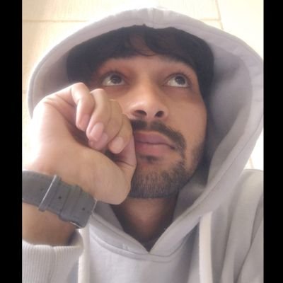 aakashdubey369's profile picture. Born again after 8 teen