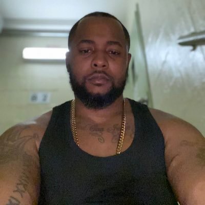 Revshakemloose's profile picture. Umma Say what ever you scared too