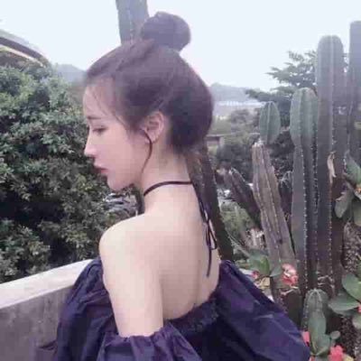 5QmleETiCRW6ye's profile picture. 