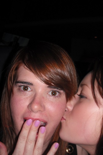 _Danielle_93's profile picture. I am the tree stripped down, to an empty birds nest