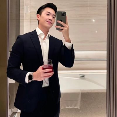 xioch2053948's profile picture. 趣味が多いので、気心の知れた恋人に出会えることを願っています！
素敵な出会いがあります！