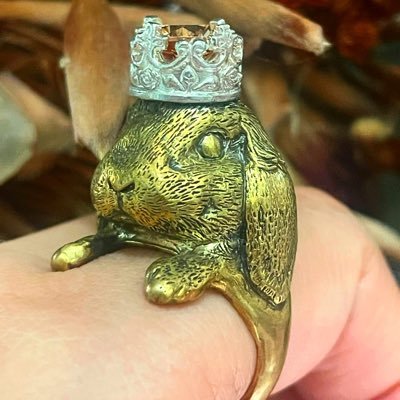 オリジナルハンドメイドアクセサリー 動物と植物を融合させたモチーフ 店舗 東京都渋谷区恵比寿西2-20-8 代官山パーフェクトルーム504号室