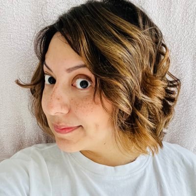 eli_stef's profile picture. FU Berlin student (Romance phil./Pol. Sci.) intersectional feminist interested in social media,gender issues, make up, politics, photography & geeky stuff.