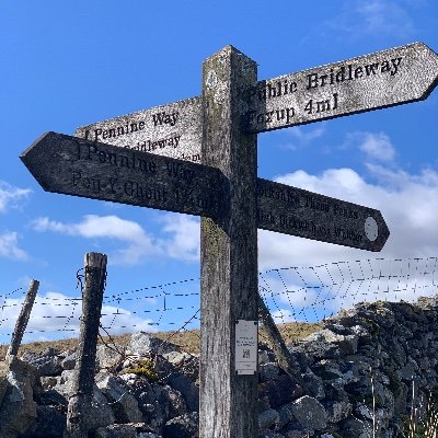 A peaceful and romantic one bed cottage sleeps 2 #SelfCatering Cottages in the #YorkshireDales, great for #photography, #walking #TwitterNatureCommunity