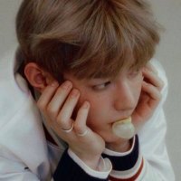 ☀️ (@hatsal_hao) 's Twitter Profile