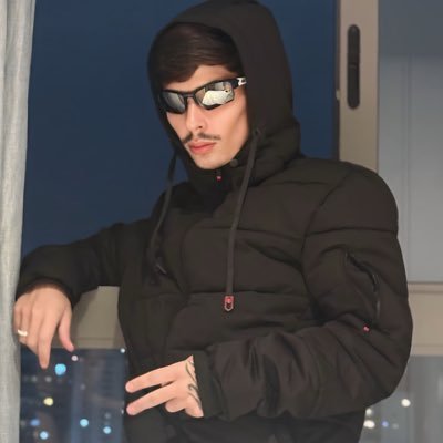 Content Creator . Let me fuck you untei I spurt milk Novin Call e Conteúdos Na Dm