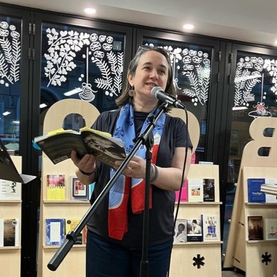 Writer & Writing Coach #binders; she/her, Author of Perforated ('26) & Viable ('21) @PoetryLily, @brownbaglit co-founder, DC, https://t.co/ZoYUY5HX95