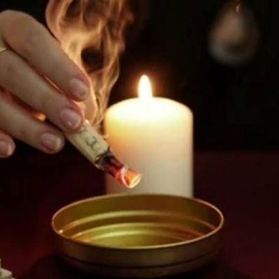 Profesyonel -
Kahve falı - 
Tarot falı bakılır. -
21 yıllık tecrübe,Kafadan atan ,yalan konuşan kişilerle karıştırmayın.İletişim ve randevu için DM 📩