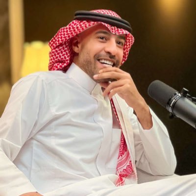 شاعر سعودي   ، صدر له ديوان #جيران_الحياة