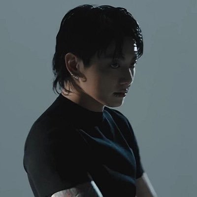 kv writer | #1 enemies to lovers enthusiast | she • 23