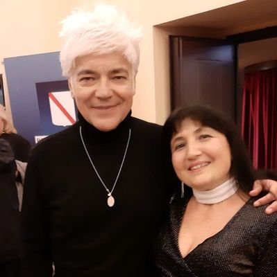 i miei amori unici
Raffaella Carrà 💛 e Marcello Cirillo❤ FOREVER!
 (Raffa💛fan dal 1970)..
(Marcello❤fan dal 1987)..

account seguito da @marcellocirillo🌹❤