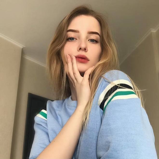 I need money, a lot of money. Even if I can make 1 dollar a day, I will try my best. If you have a way to make money, please tell me.